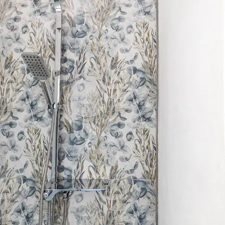 Giulia Apartament *